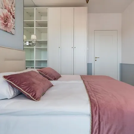 Aparthotel Polanki Aqua - Aquapark, Free Parking, M&m 4*