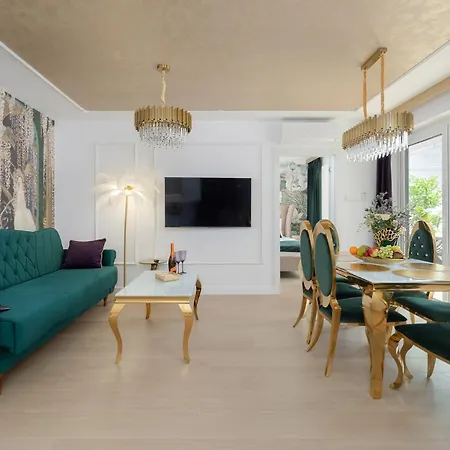 Polanki Aqua - Aquapark, Free Parking, M&m アパートホテル コウォブジェク